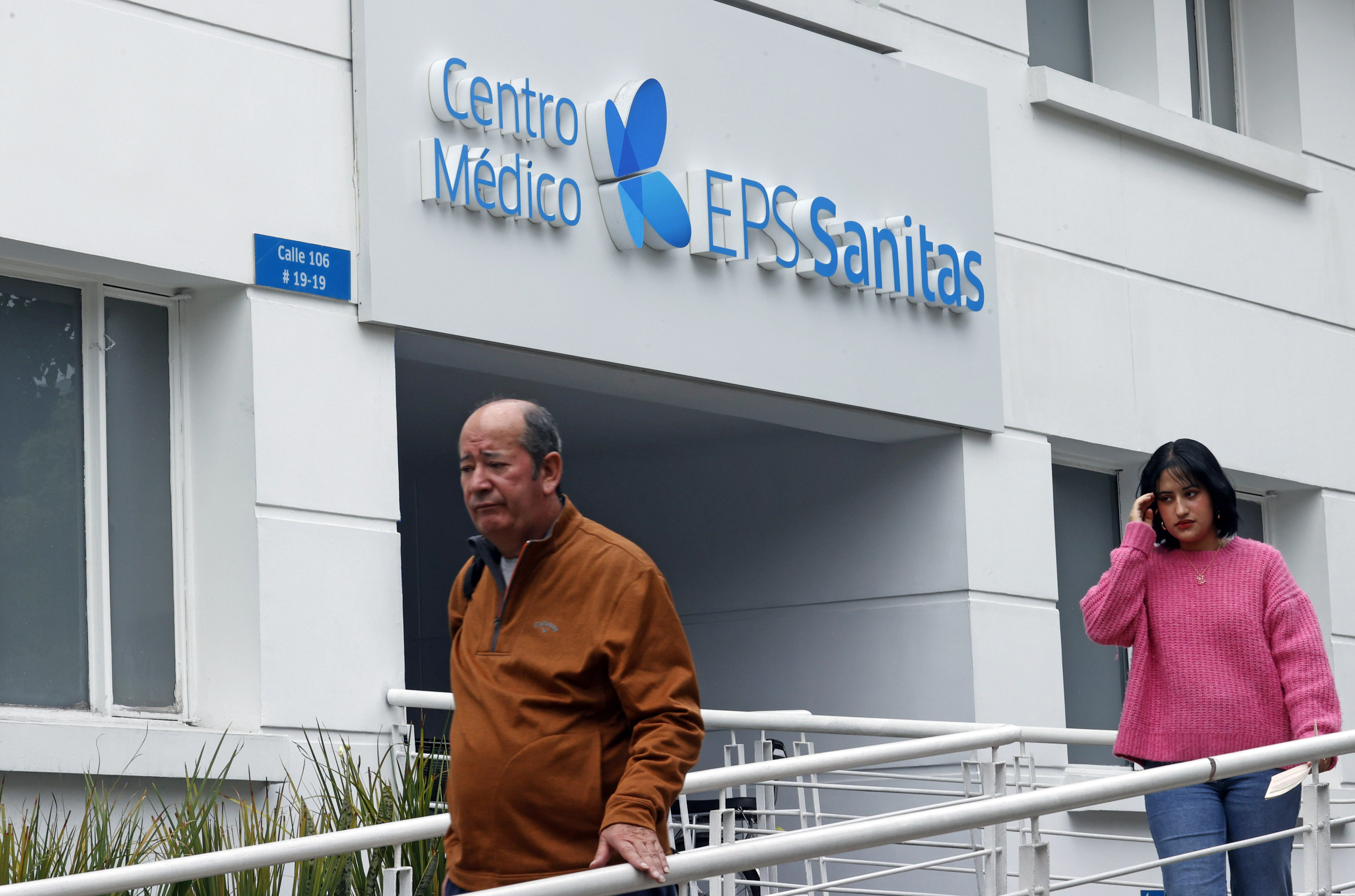 EPS Sanitas inició el cambio para entrega de medicamentos en cuatro departamentos
