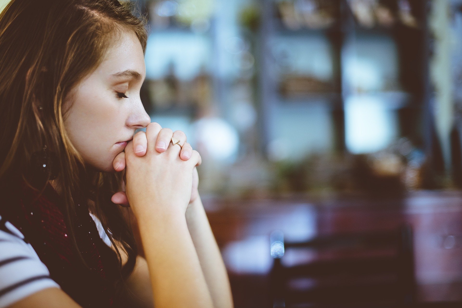 "Con la meditación es posible ejercitar la paciencia, ya que enseña a abrir caminos personales a la aceptación y a la confianza".