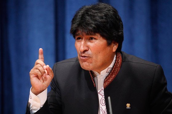 Perú descarta extradición de abogados de expareja de Evo Morales