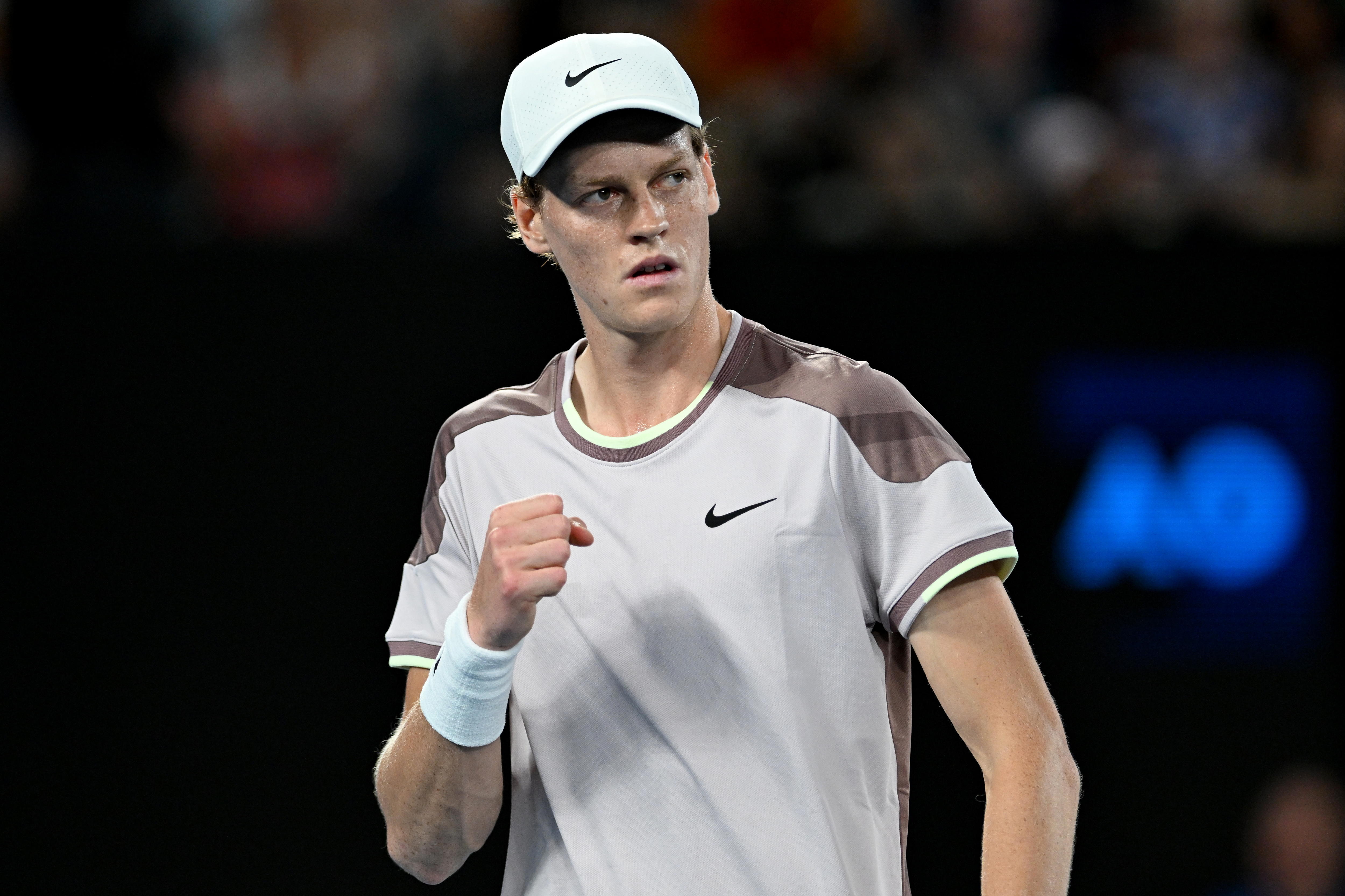 Jannik Sinner se cita con Novak Djokovic en las semifinales del Abierto de Australia