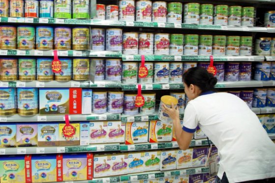 Autoridades fortalecen equipo que lucha contra las marcas ‘chiviadas’ en Colombia