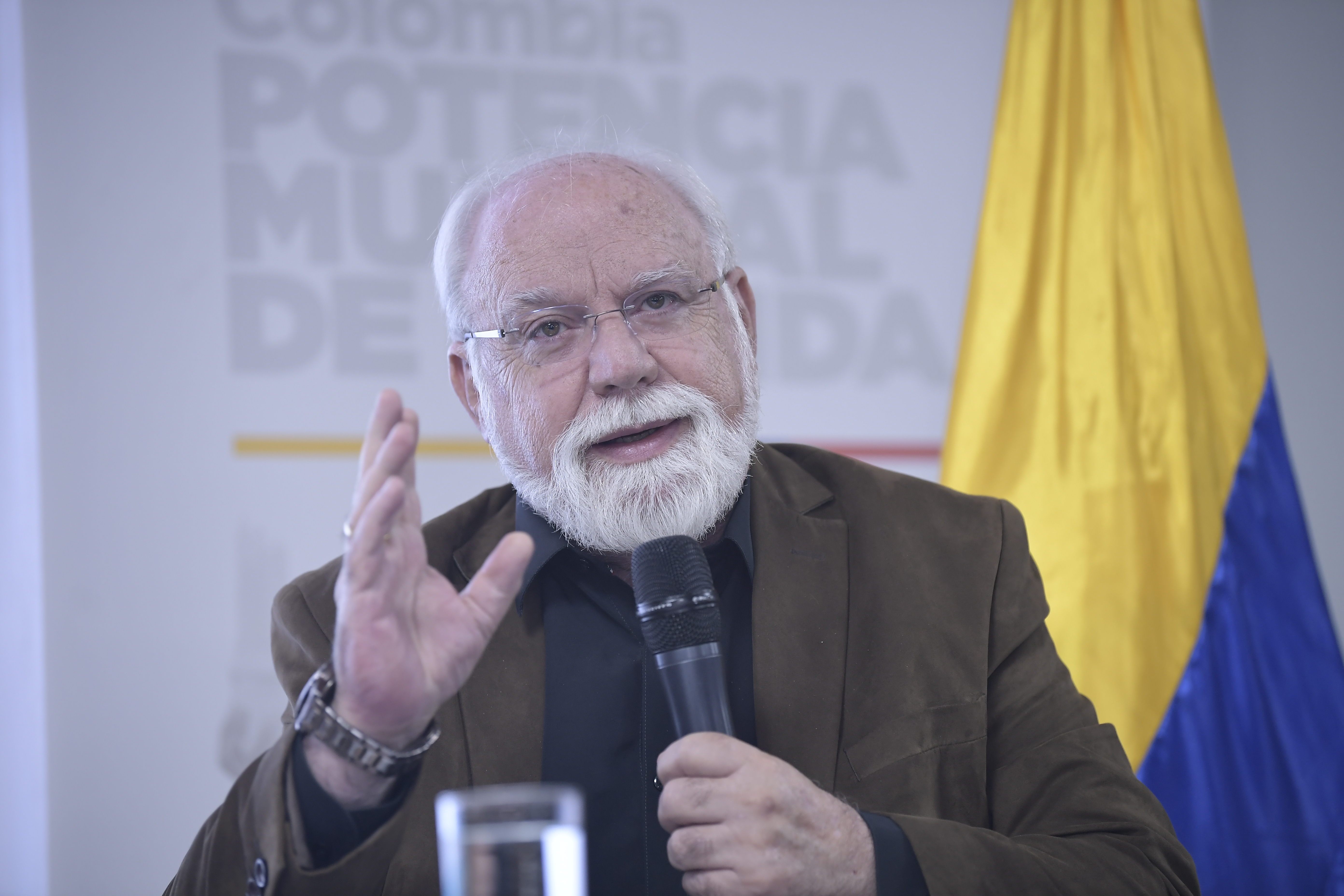 Gobierno logra sacar adelante la gran transformación del “banco de la salud”