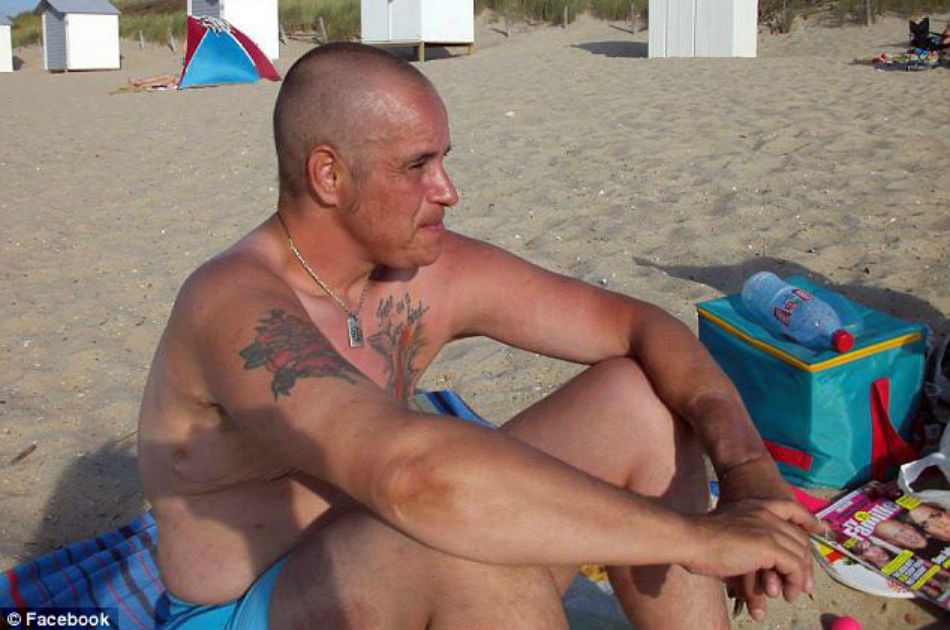 Decide morir por eutanasia tras el fracaso en su cambio de sexo