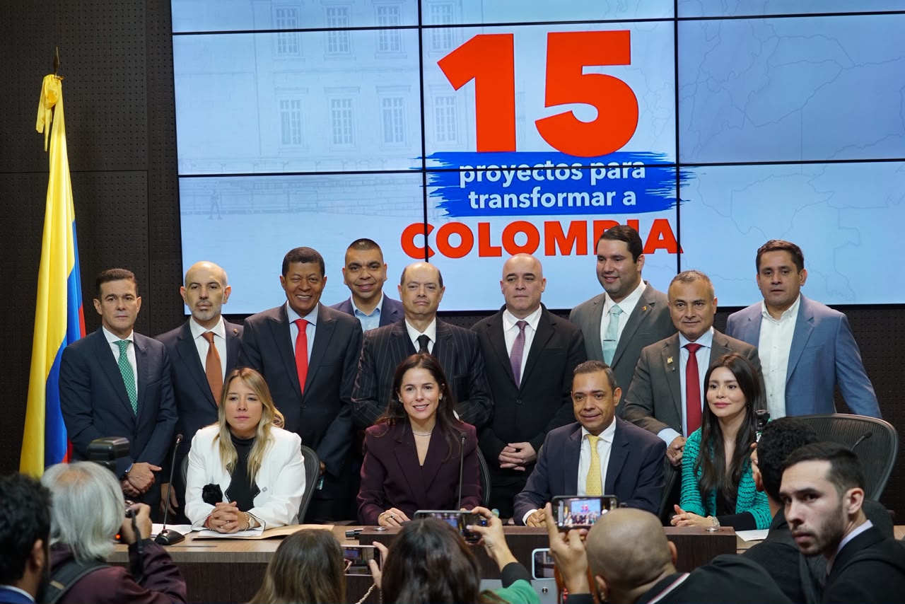 Bancada de Cambio Radical presentó 15 proyectos para defender legado de Germán Vargas Lleras.