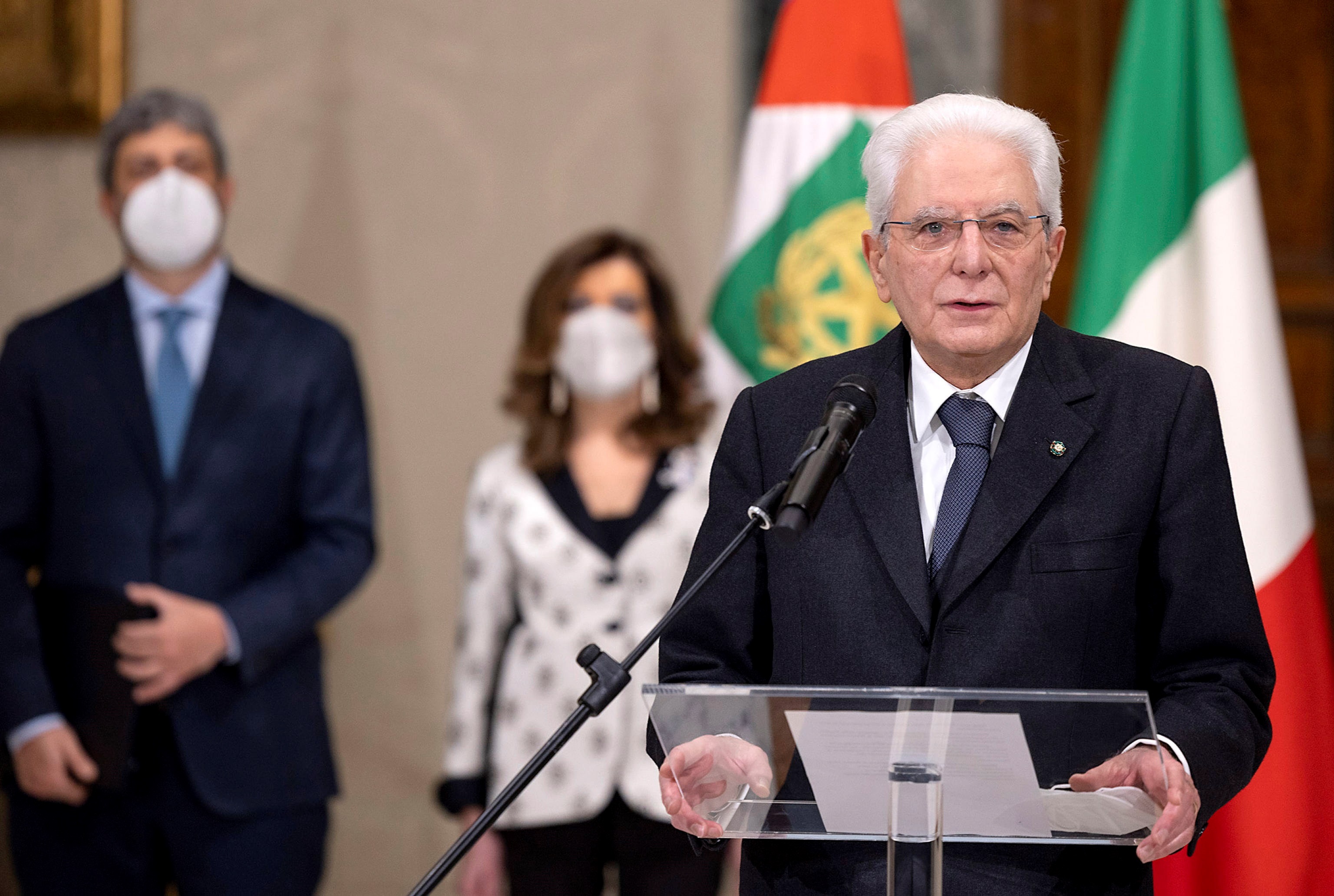 Rome (Italy), 29/01/2022.- A handout photo made available by Quirinale Palace Press Office shows re-elected Italian President, Sergio Mattarella, talks on the occasion of the communication of the outcome of the vote for his election of the President of the Republic at the Quirinale Palace in Rome, Italy, 29 January 2022. Sergio Mattarella was re-elected on the eighth ballot of MPs, Senators and regional representatives after seven votes forced political parties to ask the outgoing head of state to rethink his retirement plans. Mattarella got 759 votes out of a total of 983 voters, compared to the 665 or 65.9percent he garnered in his first election in 2015. (Italia, Roma) EFE/EPA/QUIRINALE PALACE PRESS OFFICE/PA HANDOUT HANDOUT EDITORIAL USE ONLY/NO SALES