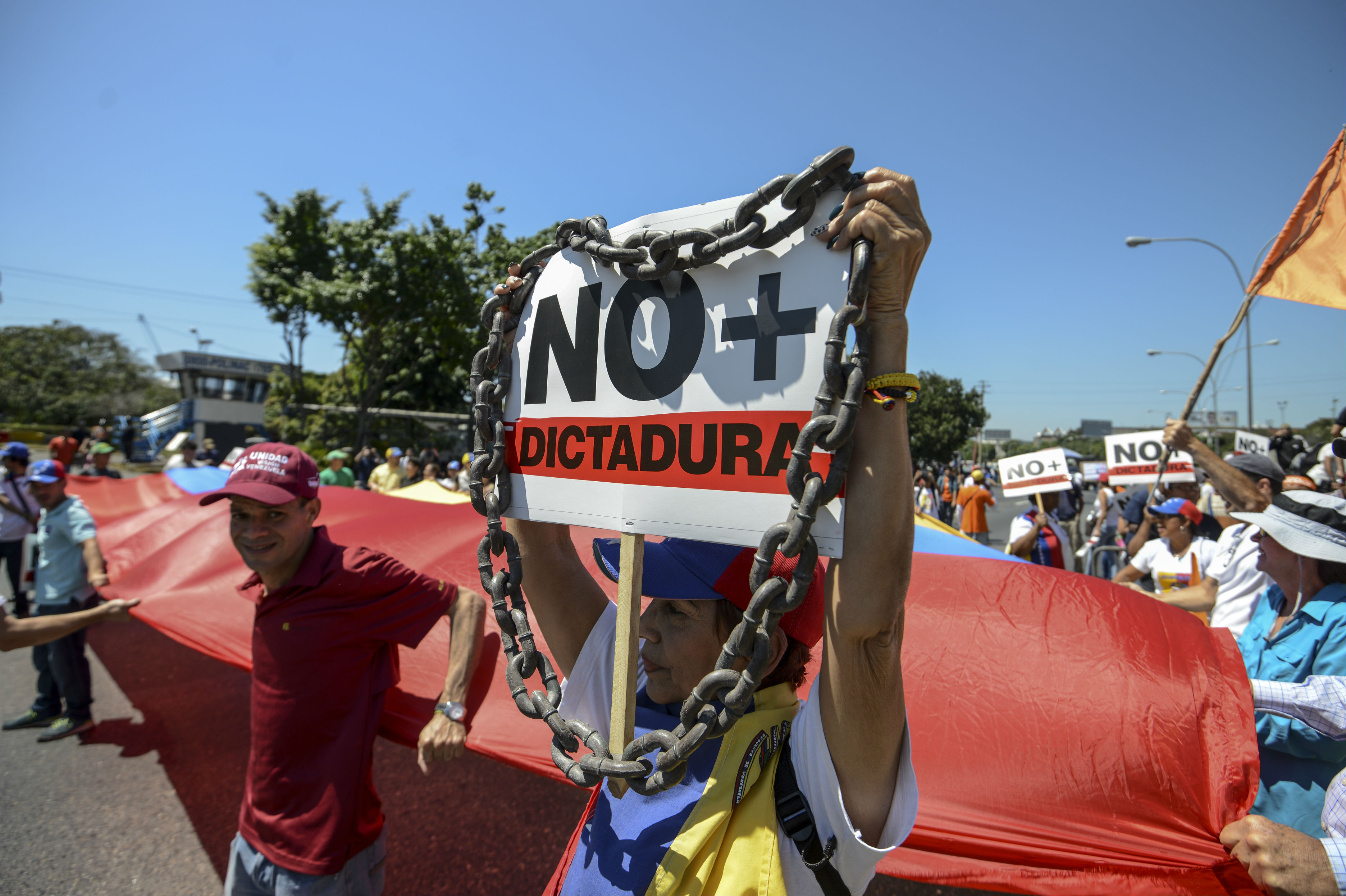 Nueve de cada diez venezolanos piensan que las cosas «van mal»
