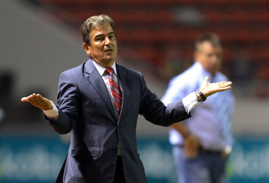 Jorge Luis Pinto criticó cambio de técnico en selección mexicana