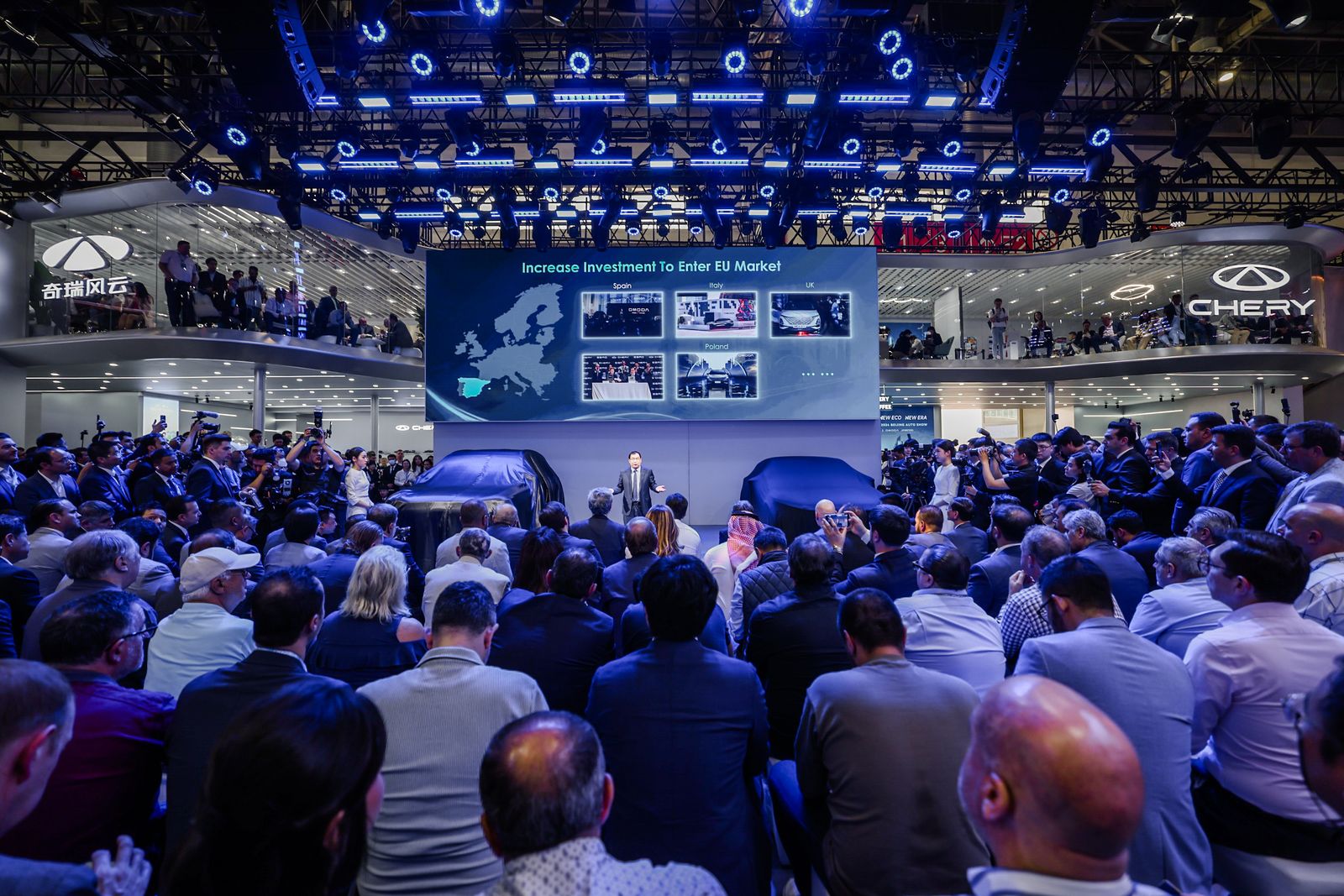 Así es el nuevo Chery Tiggo 9 híbrido enchufable. La marca china, protagonista en el Salón del Automóvil de Beijing, regresó a Colombia de la mano del Grupo Vardí.