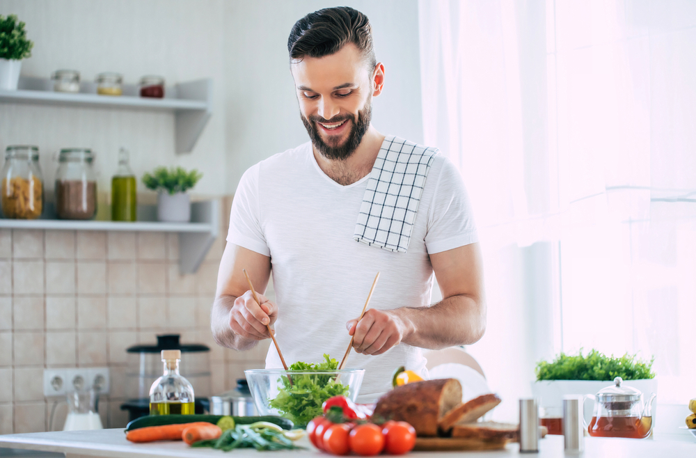 6 verdades que revolucionarán la alimentación masculina, según experto