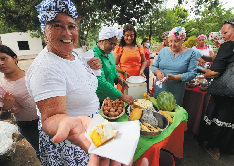 Economía del cuidado con equidad: un compromiso con las mujeres rurales