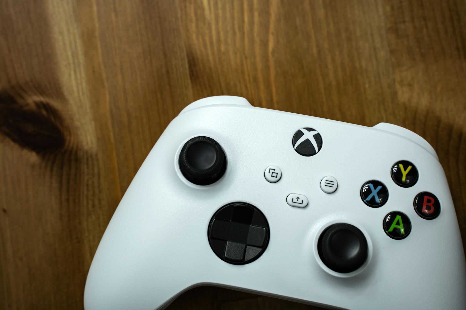 Mando de la Xbox Series S, consola de novena generación estrenada en noviembre de 2020.