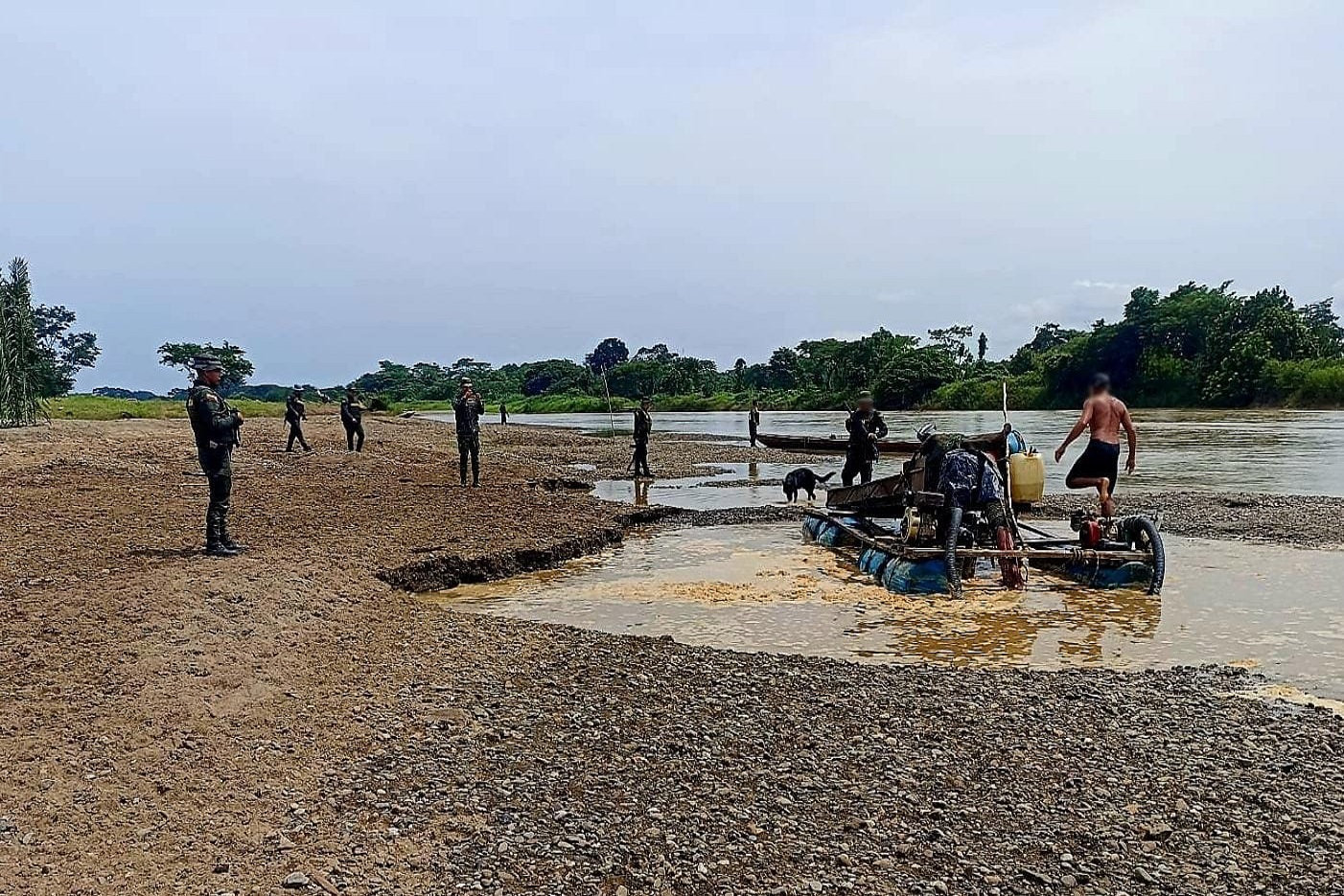Colombia promueve acuerdo global para conocer la ruta del oro y otros minerales