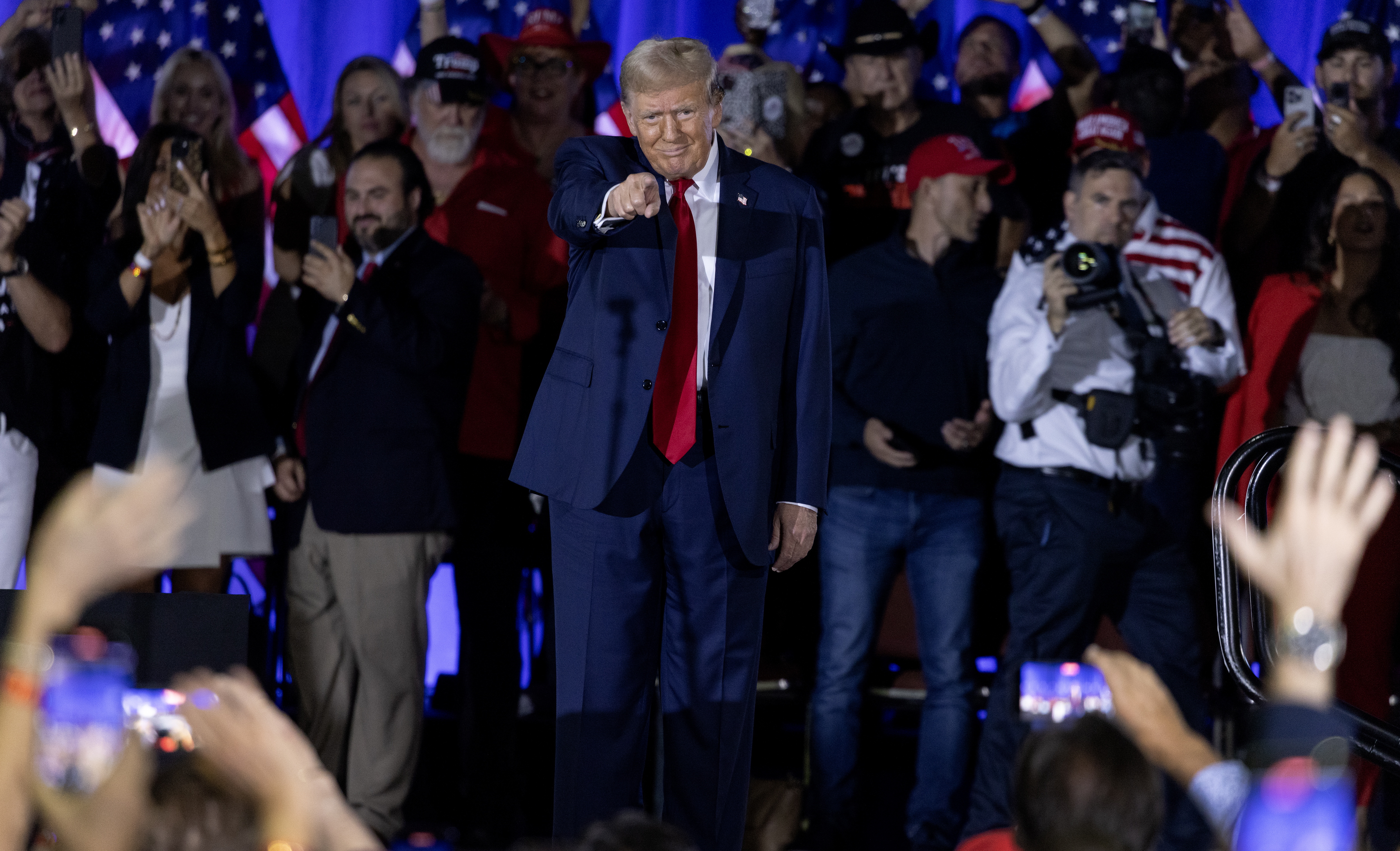 “De un viejo a otro: la edad es solo un número”: Biden a Trump por su cumpleaños