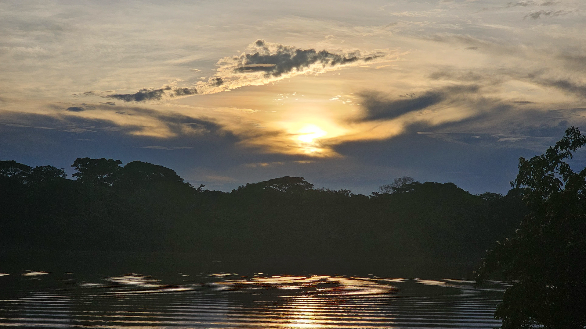 Así es hacer senderismo en Mapiripán, Meta donde el llano se une con la selva
