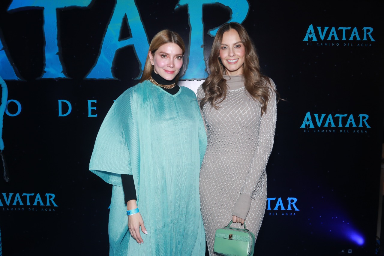 Laura Acuña y más famosos asistieron a la premier de Avatar: el camino del agua