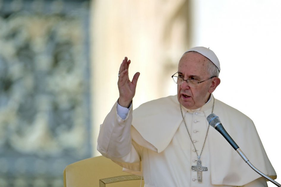 Papa lamenta que «el mundo entero esté en guerra sin justificación»