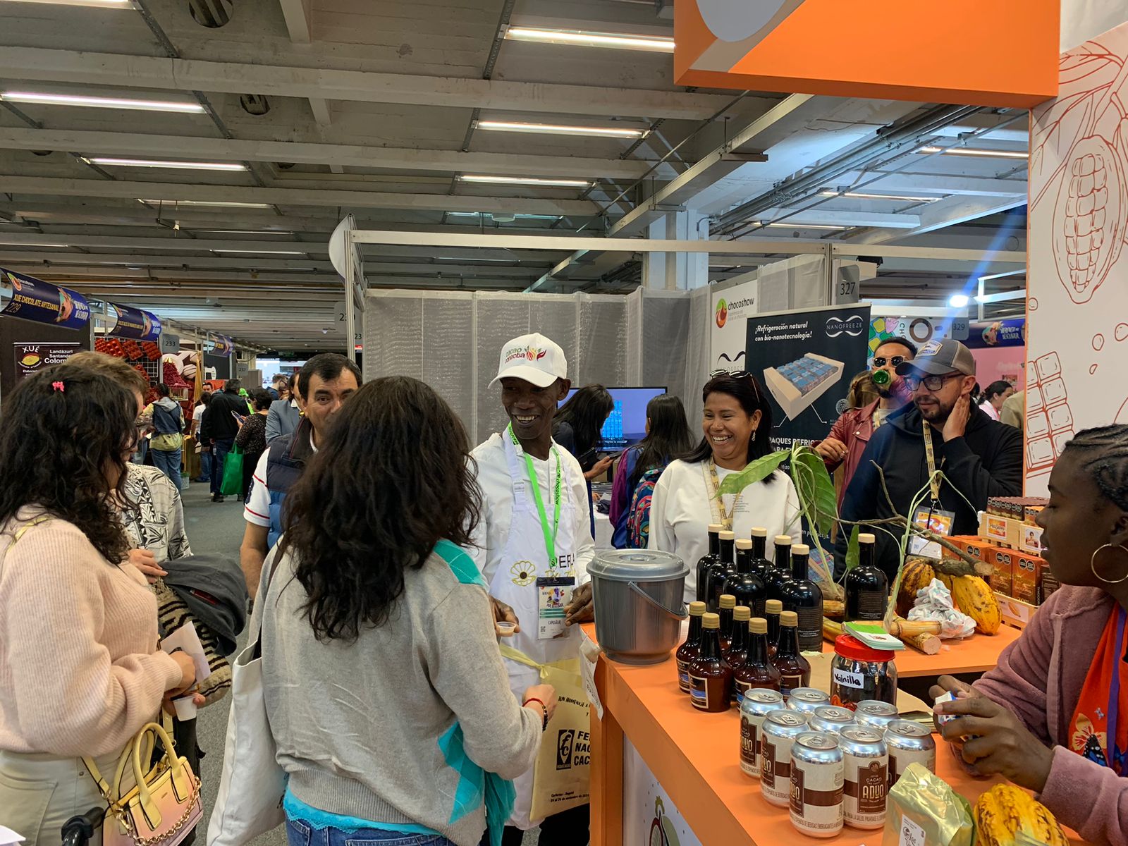 Cacaocultores impulsados por el Programa Rutas PDET sorprendieron en el ‘Chocoshow’