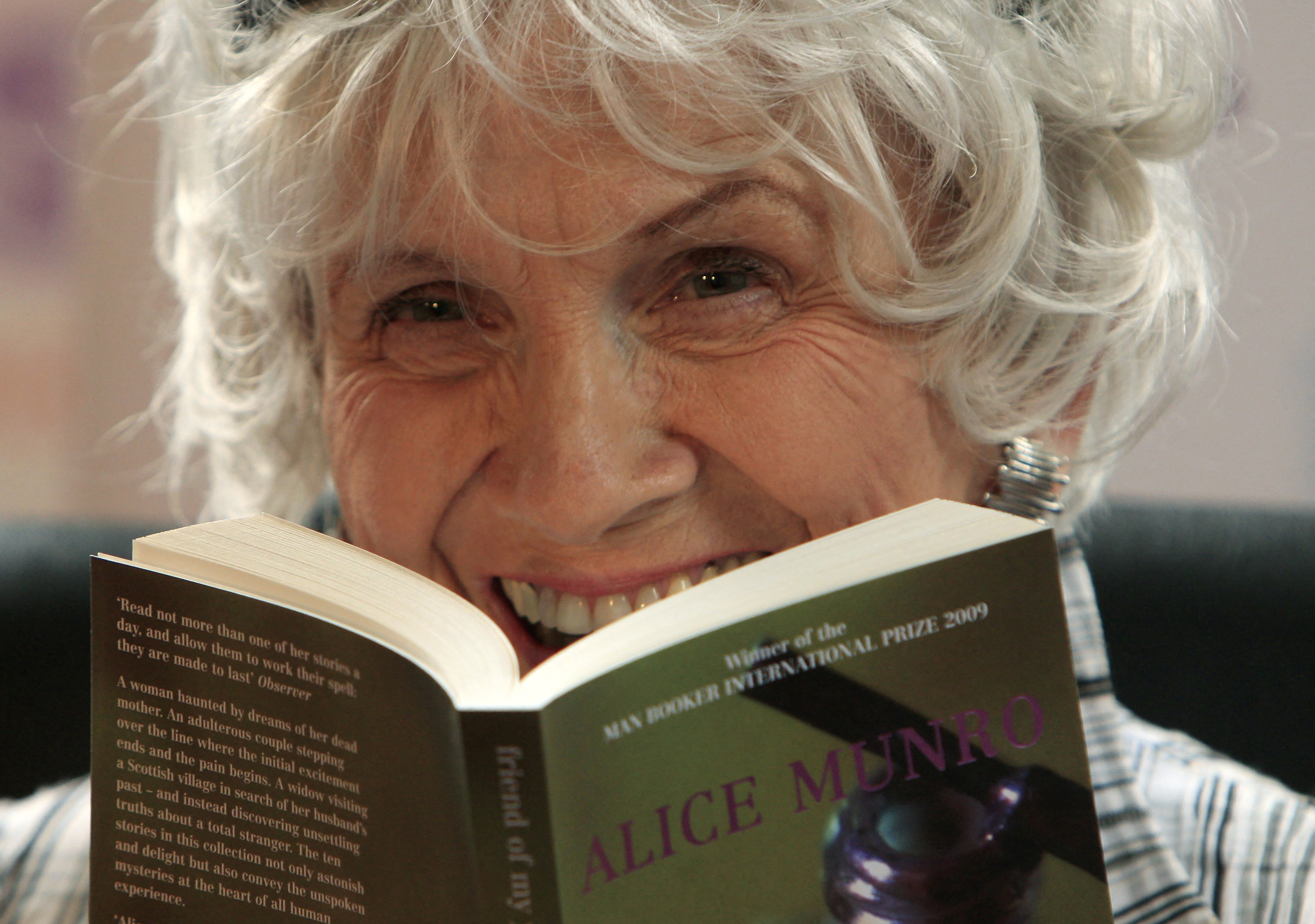 Alice Munro, la canadiense que solo tenía tiempo para escribir historias cortas