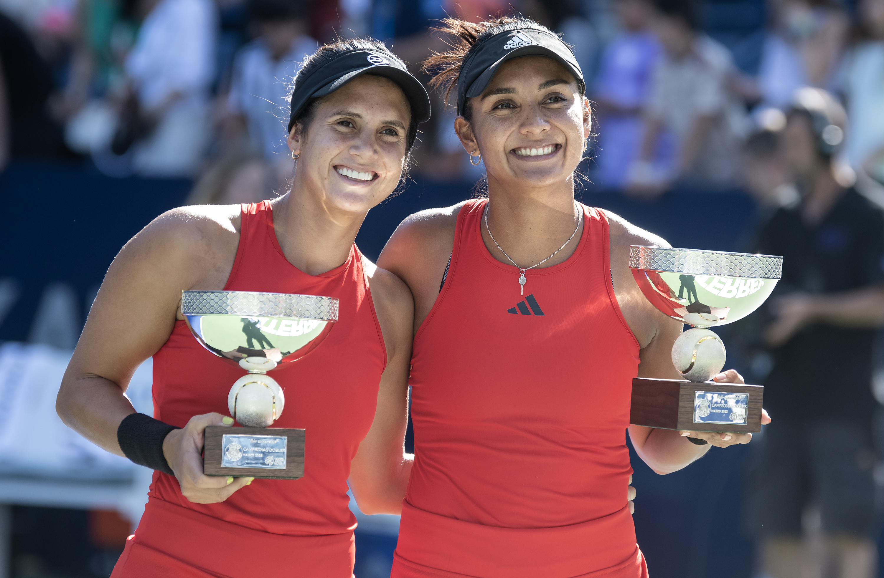 Yuliana Lizarazo y María Paulina Pérez, campeonas en el Abierto de Monterrey
