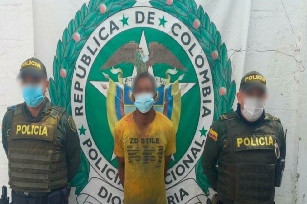 A la cárcel hombre que habría incendiado casa de su expareja y lesionado a niña