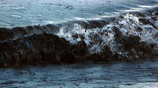 Derrame de petróleo contamina cerca de 80 kilómetros cuadrados en el mar Negro