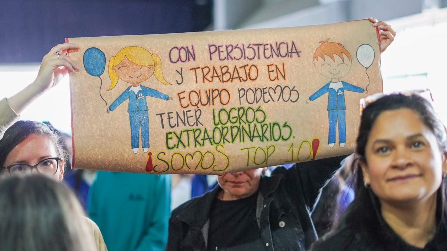Un colegio de Las Cruces está en el top 10 de los mejores del mundo: ¿cómo apoyarlos?