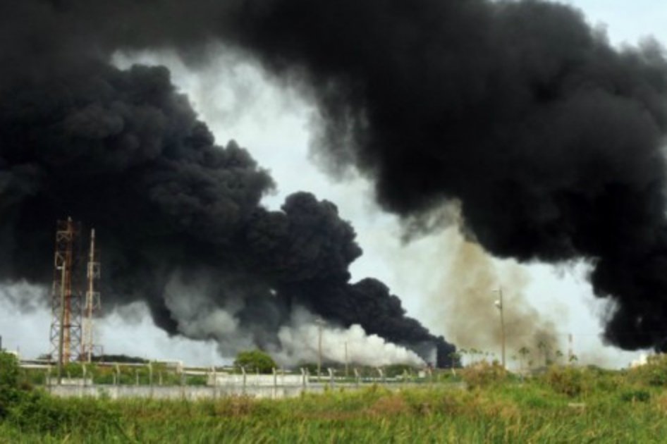 Explosión en planta petroquímica en México deja tres muertos y 58 heridos