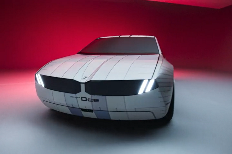 BMW presentó un vehículo que cambia de color a pedido del usuario