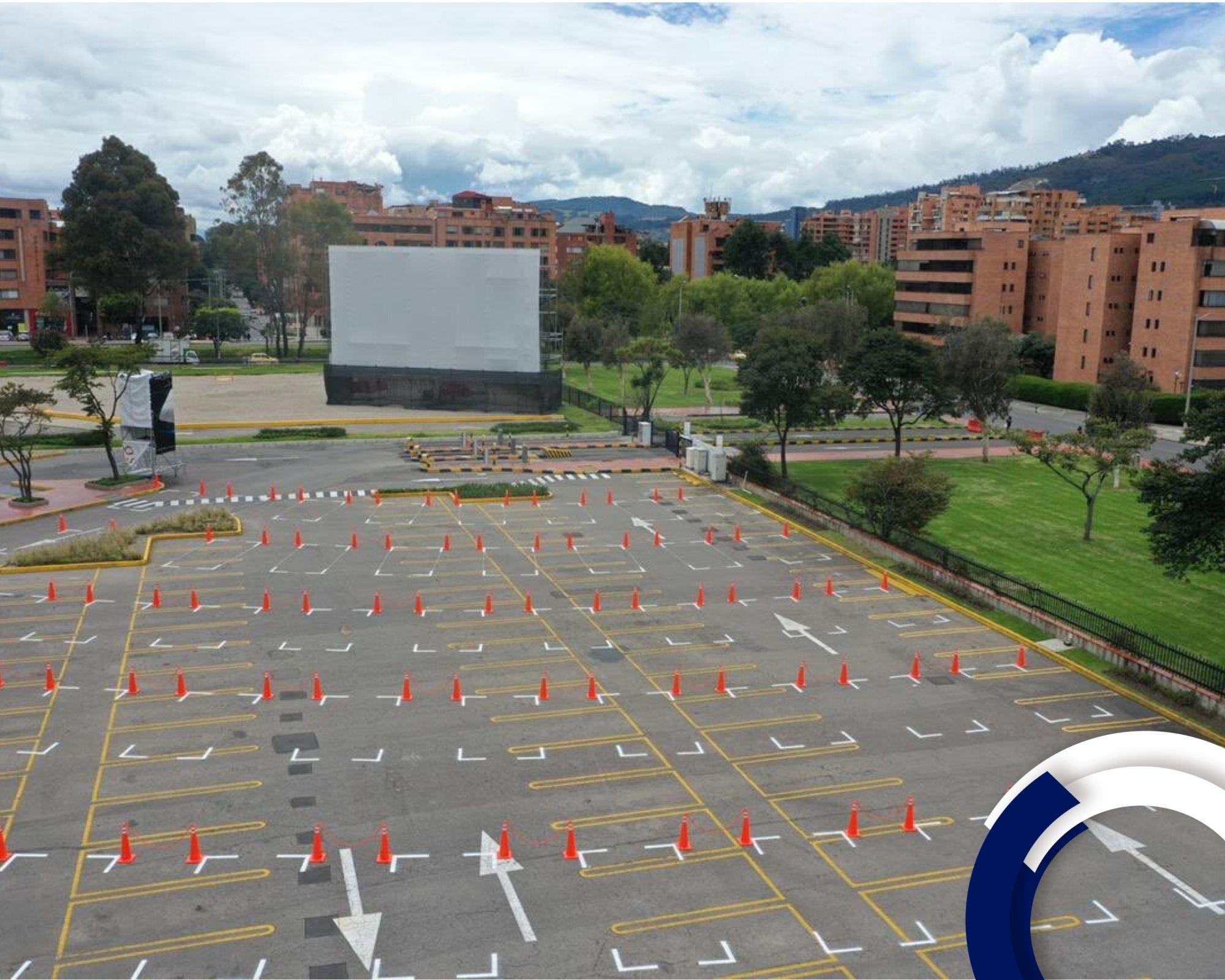 Alcaldía de Bogotá avala el autocinema de Unicentro