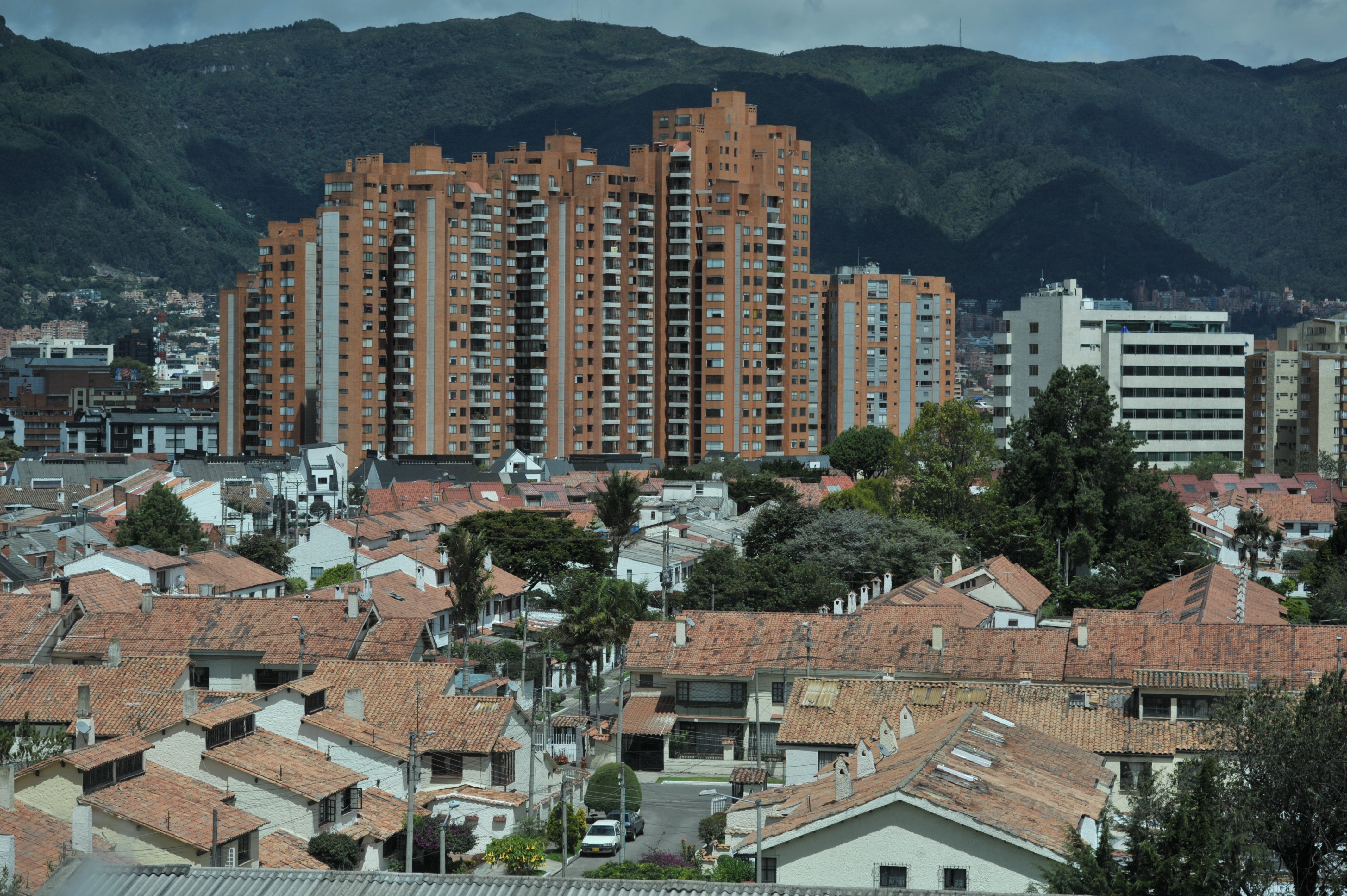 Comprar casa en Bogotá: cuáles son los barrios más caros y más baratos