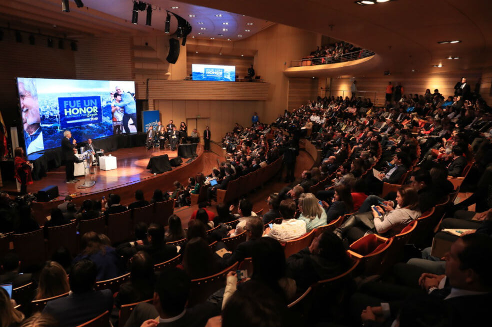 «Quedarán contratados 127 Km de vías»: dice Alcaldía de Bogotá, en rendición de cuentas