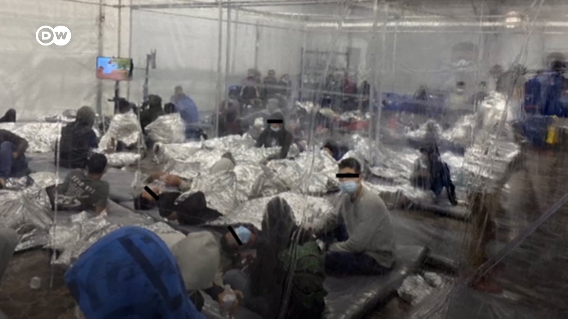 Los niños migrantes continúan siendo detenidos en Estados Unidos