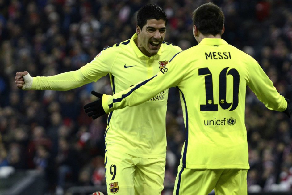 Barcelona goleó al Athletic de Bilbao y se puso a un punto del Real Madrid
