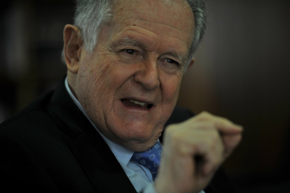Luis Carlos Sarmiento Angulo recibirá este viernes una distinción de vida y obra por la banca local. / Andrés Torres - El Espectador