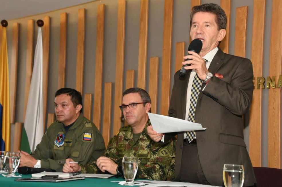 Eln está reclutando menores de edad en Vigía del Fuerte: Luis Pérez