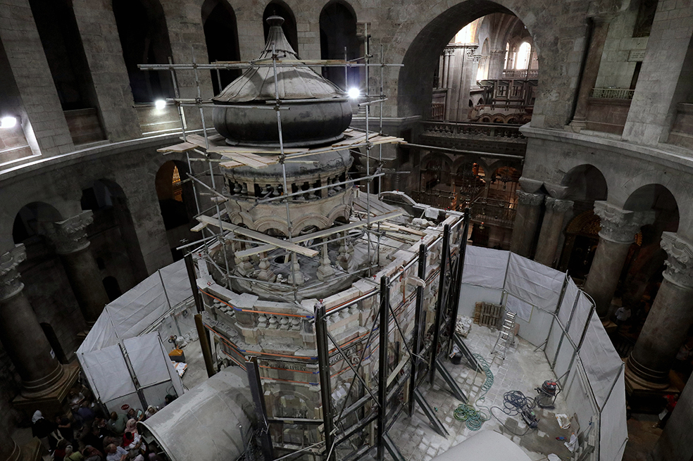 La tumba de Jesús en la iglesia del Santo Sepulcro en Jerusalén