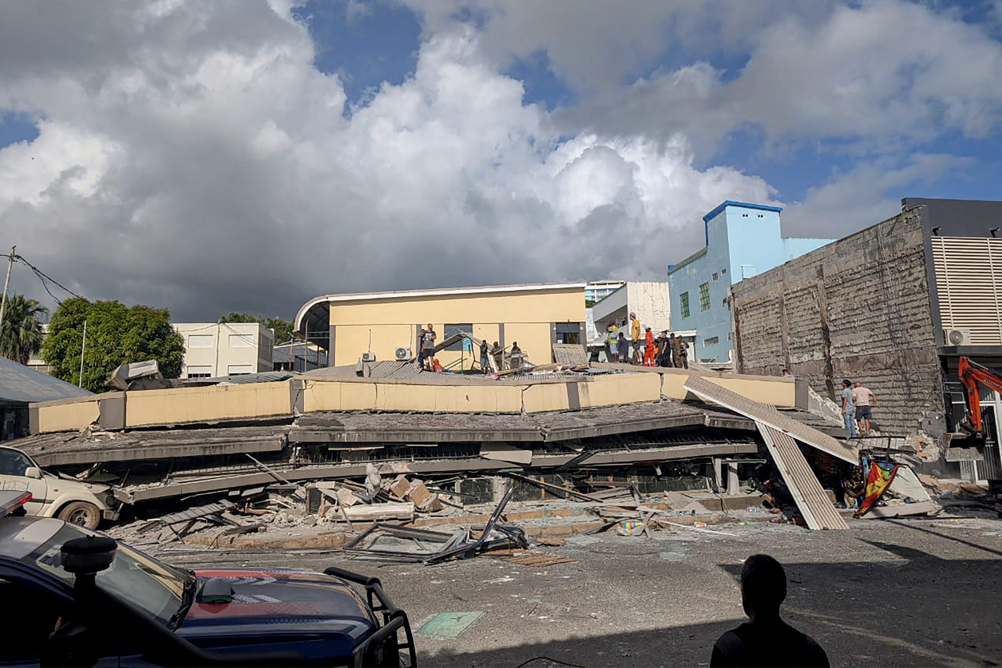 Sismo en Vanuatu: residentes reportaron personas atrapadas en los escombros