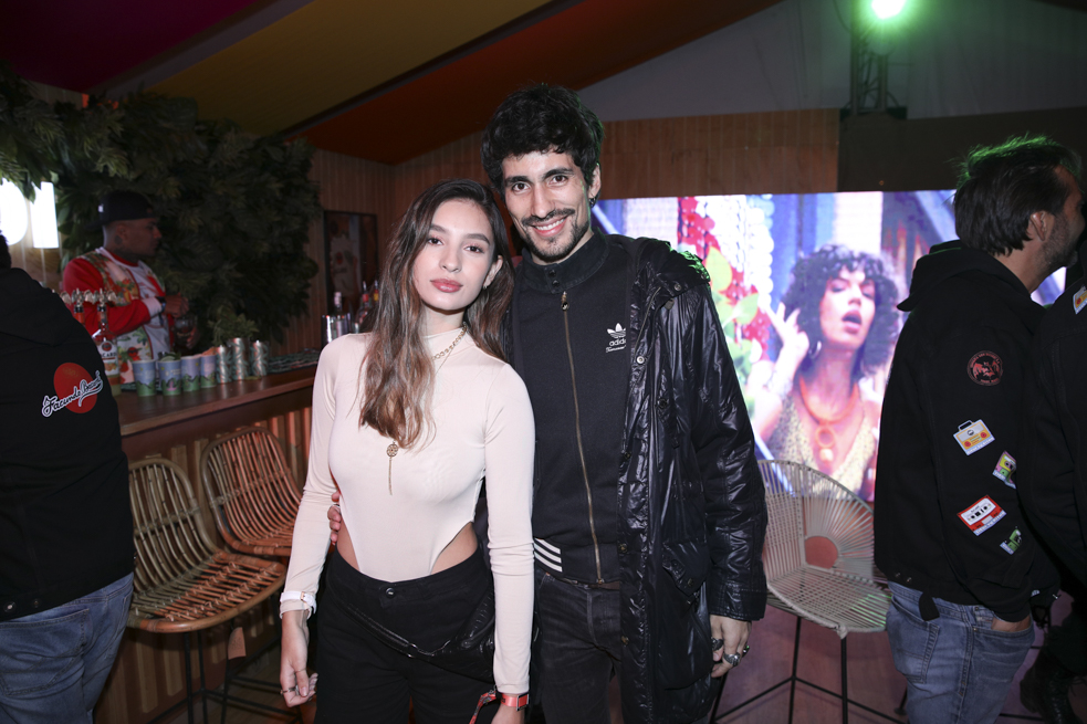 Dhyara y Maldito Groove