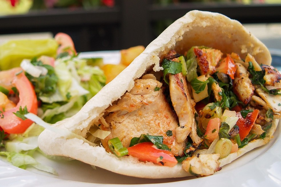 Sándwich de pollo: 2 deliciosas recetas para hacerlos en casa