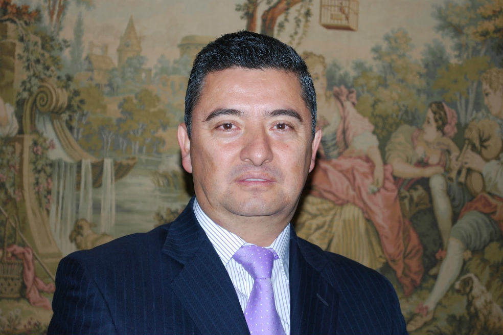 Senador del PIN es denunciado por plagio