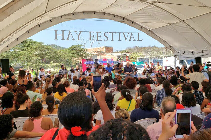 “Paren de matar gente negra”: abucheos a la ministra de Cultura en el Hay Festival