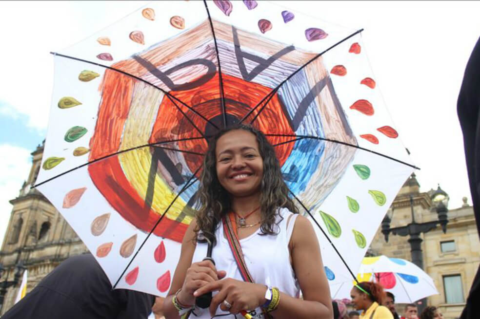 Discriminación, desigualdad y violencia, las dificultades que enfrentan lideresas en Colombia
