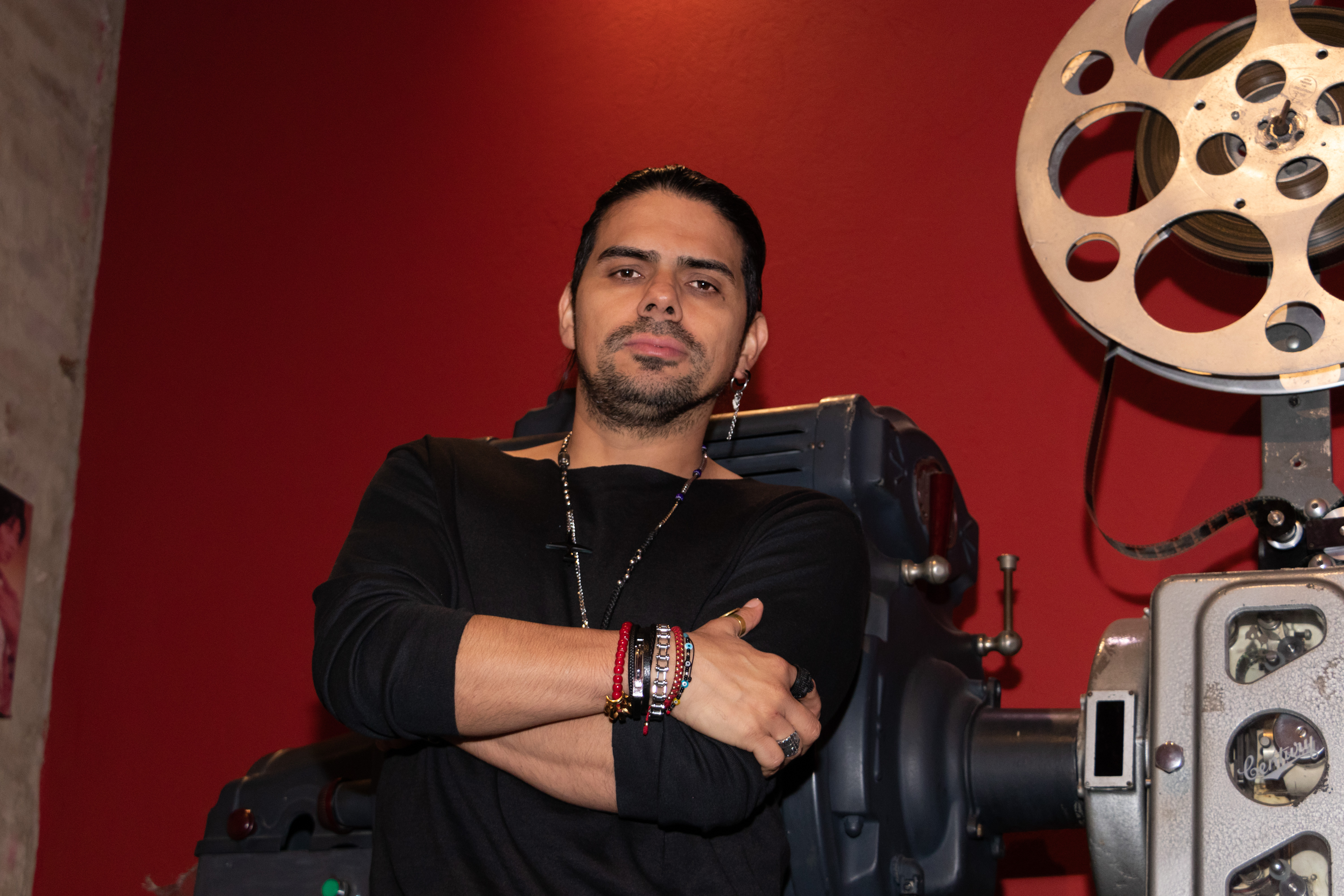 Alejandro Aguilar: “Me gusta hacer cine porque plasma la imperfección”