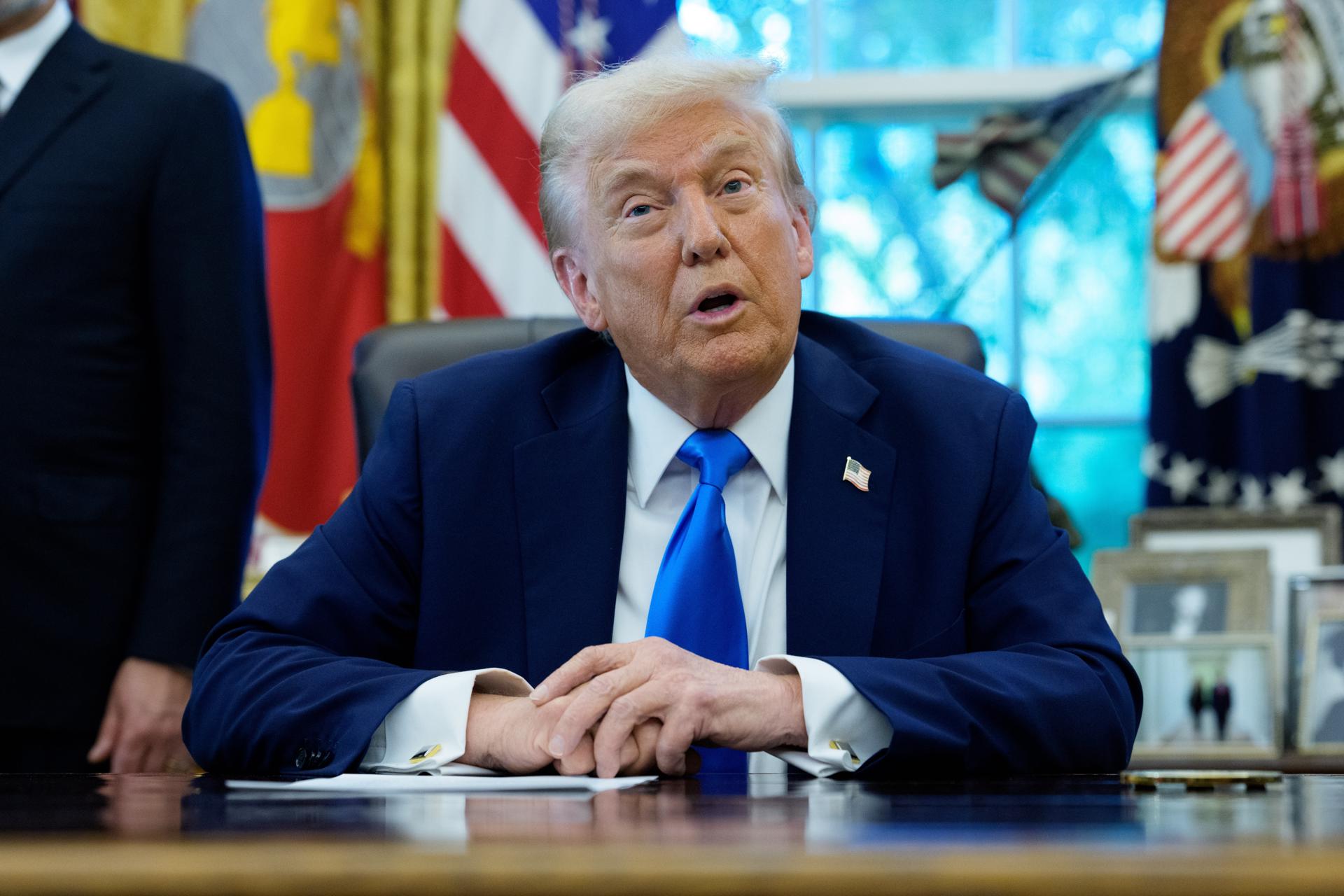 Tras la promesa de Trump de desclasificar archivos, la Casa Blanca registra aliens.gov