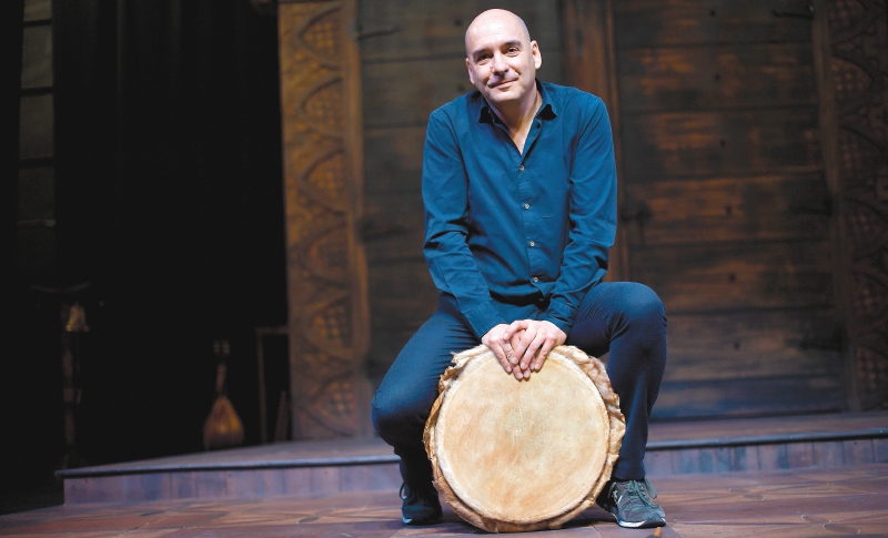 “El teatro es comunión”: Eduardo Vasco
