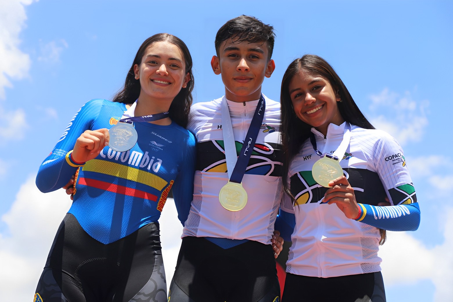 Angie Londoño, Róbinson Rincón y Juliana Londoño en Panamá. / @Fepaci