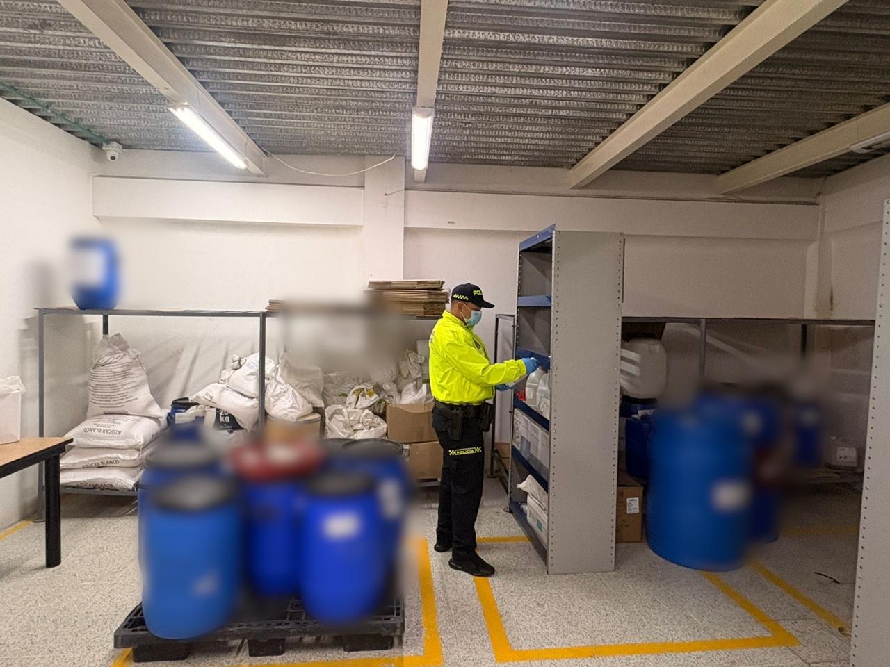 Desmantelan red de medicamentos falsificados: más de 5.700 unidades incautadas