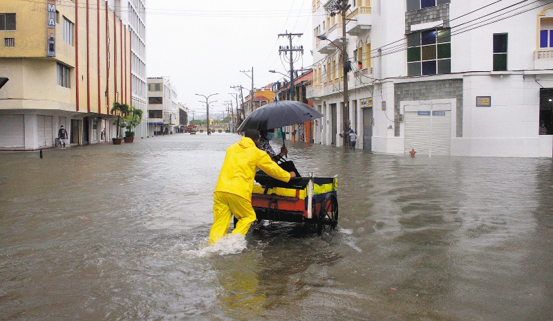 Fuertes lluvias afectan a más de 110 mil personas en Cartagena
