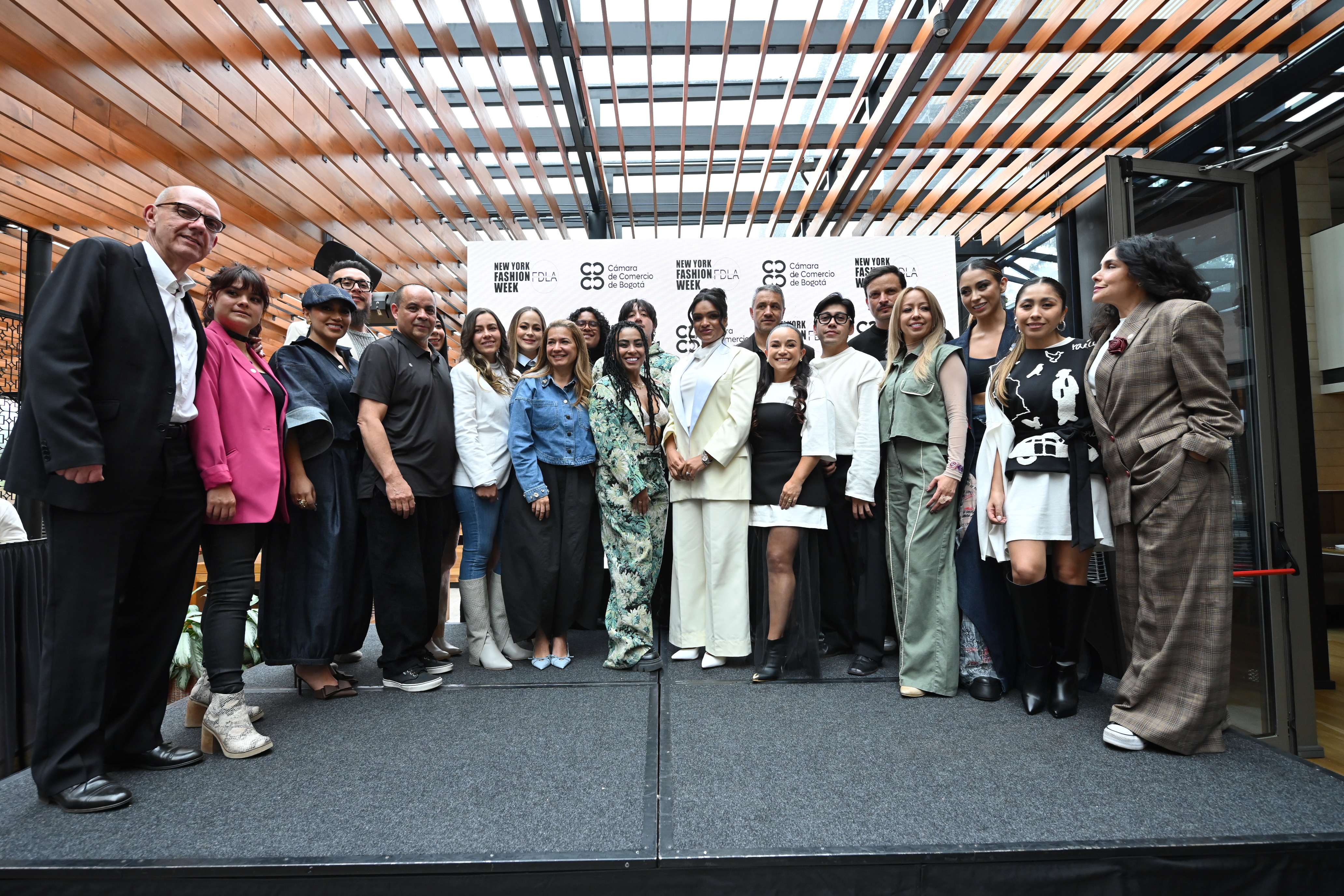 San Victorino, el Restrepo y Artesanías de Colombia aterrizan y desfilan en Madrid