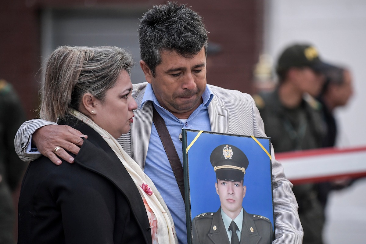 Con misa y honores, rinden homenaje a las víctimas del atentado a la General Santander